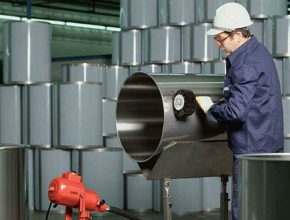 不锈钢表面处理技巧之拉丝、抛光、精磨不锈钢-中山铭偌-皇冠·app官方站入口-Royal皇冠(中国) 不锈钢表面处理技巧之拉丝、抛光、精磨不锈钢-中山铭偌-皇冠·app官方站入口-Royal皇冠(中国)